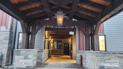 22 Beckwith Lane 202, Blue Mountains, On L9y 0r4
