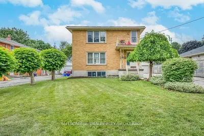 228 BURNSIDE Drive, London East, ON N5V 1B9