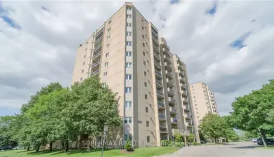 858 COMMISSIONERS Road 1008, London South, ON N6C 5Y5