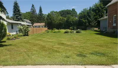 863 5th Avenue W, Owen Sound, On N4k 5a5