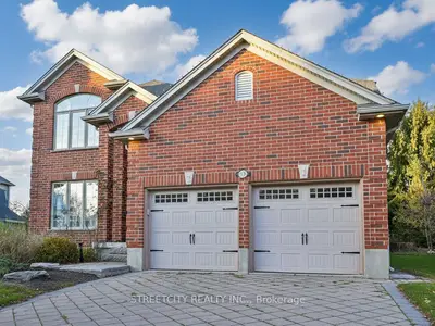 1366 Kains Woods Terrace, London South, ON N6K 4Z7