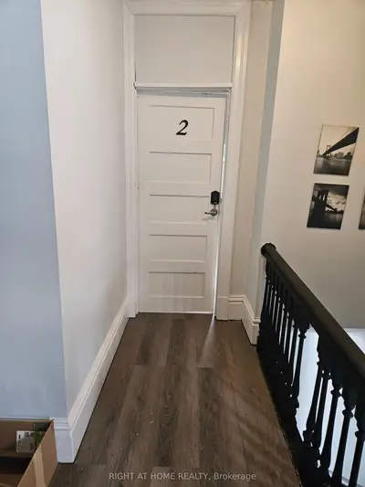 199 Catharine Street N 2, Hamilton, ON L8L 4S4