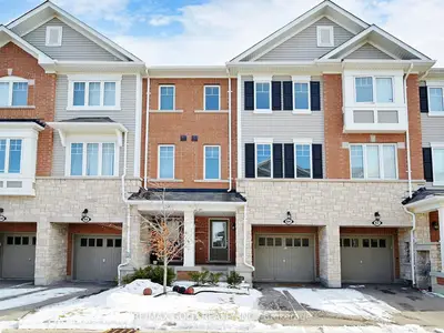 64 Hibiscus Lane, Hamilton, ON L8K 0A3