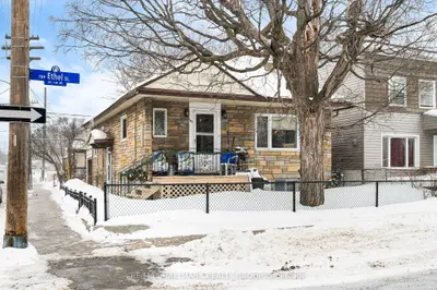 201 Ethel Street, Vanier and Kingsview Park, ON K1L 5X1