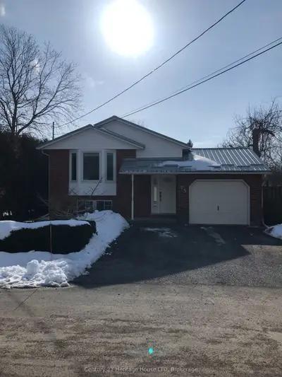 25 Nelson Avenue, Fort Erie, ON L2A 5K7