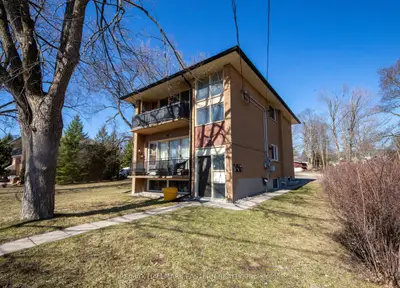 722 Chemong Road, Peterborough, On K9h 5y9
