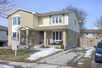 245 Martinet Avenue, London East, On N5v 4b2