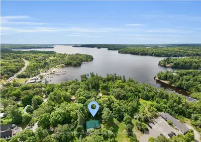 15 & 0 Victoria & Oak Street, Seguin, On P0c 1j0