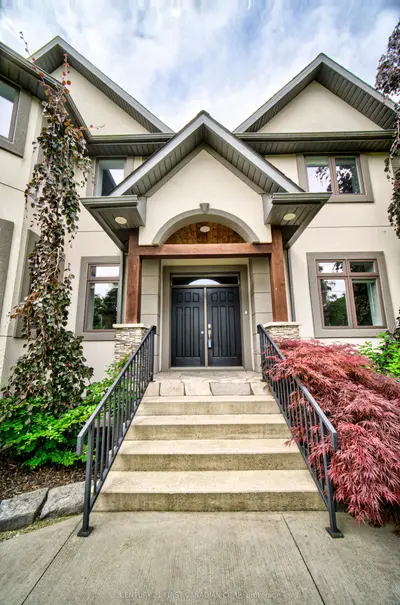 1659 Hamilton Road, London South, On N6m 1g5