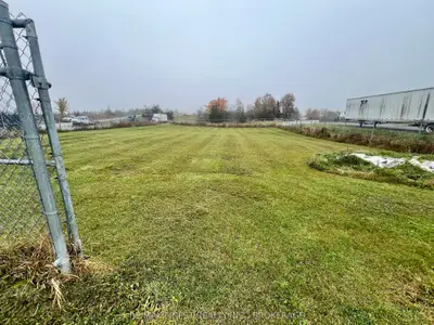 53 Community Road, Greater Napanee, ON K7R 3L1
