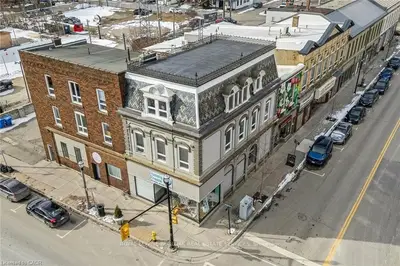56 Norfolk Street S, Norfolk, On N3y 2w2