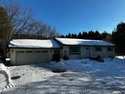 2208 N Fitzroy Street N, Carp - Dunrobin - Huntley - Fitzroy and Area, ON K0A 1X0