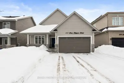 111 Dun Skipper Drive, Blossom Park - Airport And Area, On K1x 0g1