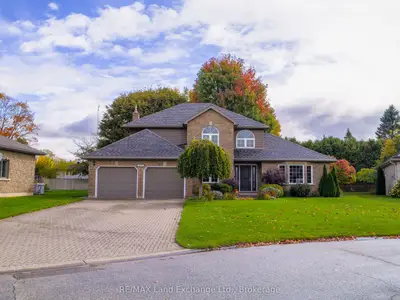 375 Stafford Street, Saugeen Shores, ON N0H 2C1