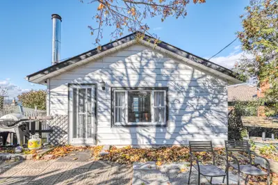 5482 lakeshore Drive, Hamilton Township, ON K0K 2H0