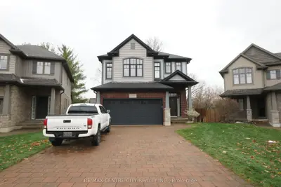1509 horseshoe Crescent, London North, ON N5X 0L4
