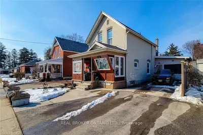 84 Port Street, Brantford, ON N3S 1Y7