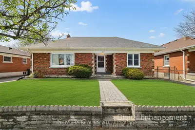 77 Tenth Avenue, Brantford, ON N3S 1G5