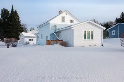 404 Main Street, Powassan, ON P0H 1Z0