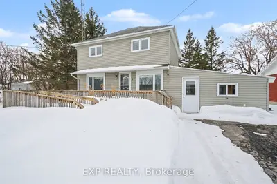21 Fourth Street, North Stormont, ON K0A 1R0