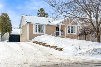 1270 CHEVERTON Avenue, Alta Vista and Area, ON K1H 7P6