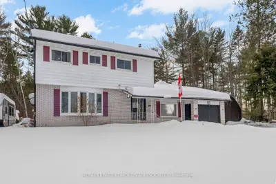 43 Lisa Crescent, Petawawa, On K8h 2z8