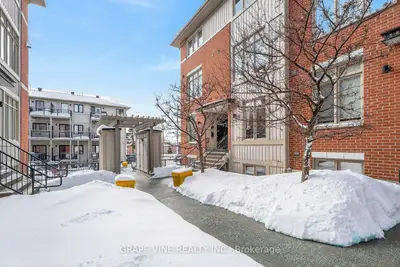 795 Montreal Road 4, Manor Park - Cardinal Glen And Area, On K1k 0s9
