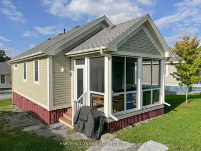 24 Butternut Lane, Prince Edward County, On K0k 1p0