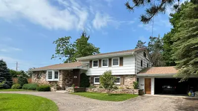 216 Brockville Street, Smiths Falls, On K7a 3z4