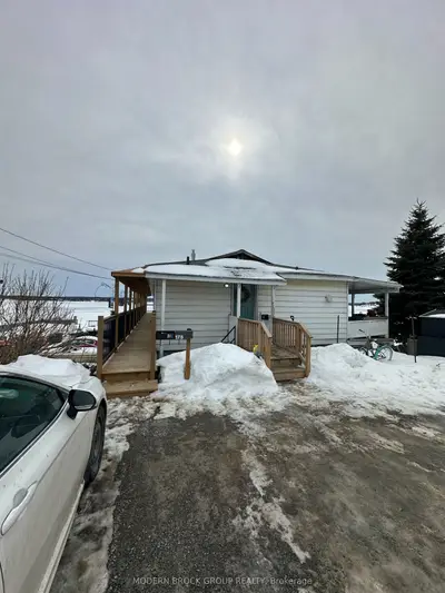 17 Jessie Street A, Brockville, ON K6V 3M6