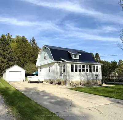 1216 Bruce Road 12 , South Bruce, ON N0G 1W0
