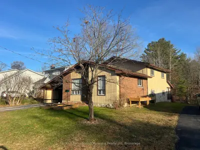 28 Forest Street, Parry Sound, On P2a 2p9