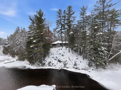 1077 Fairy Falls Road, Lake Of Bays, On P0b 1a0