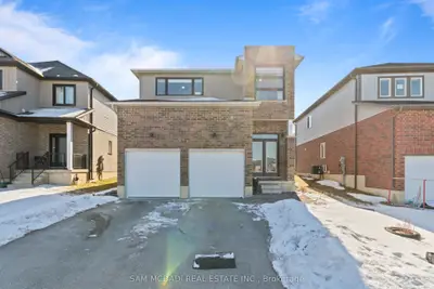 2743 Oriole Drive, London South, On N6m 1e7