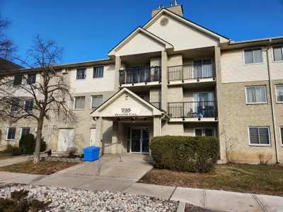 735 Deveron Crescent 208, London South, ON N5Z 4X8