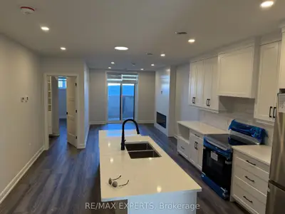 440 Wellington Street E, Wellington North, On N0g 2l2