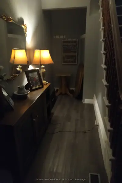 104 LOCK Street SECOND FLOOR APARTMENT, Peterborough, ON K9J 2Y4
