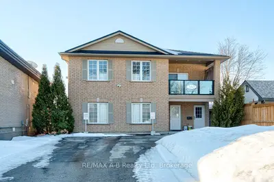 390 Church Street, Stratford, On N5a 2s1