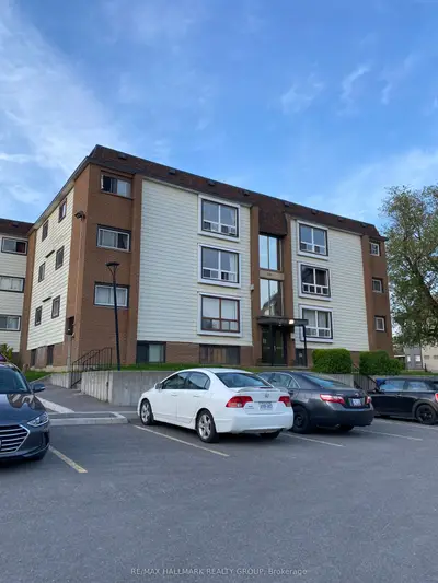898 Elmsmere Road 12, Beacon Hill North - South and Area, ON K1J 7T6