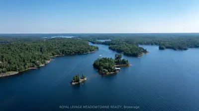 1 B721 Galt Island, The Archipelago, On P2a 2x4
