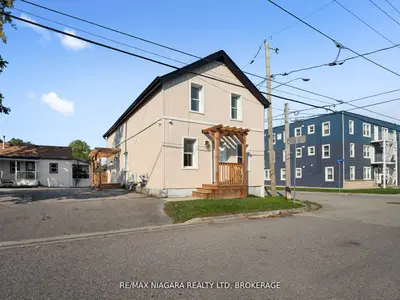 132 Waterloo Street 3, Fort Erie, On L2a 3k2