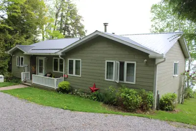 994 Kamaniskeg Lake Road, Hastings Highlands, On K0j 1l0