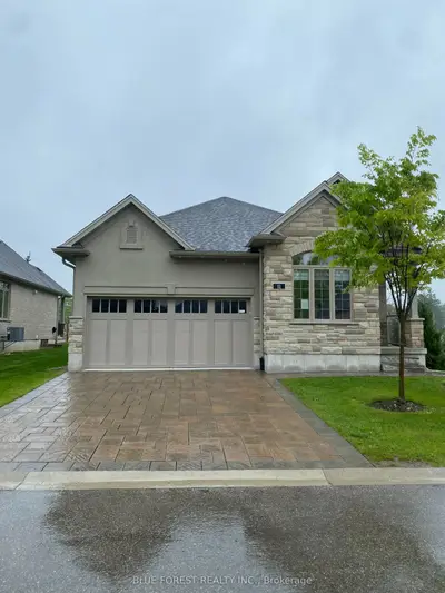 273 Riddell Street 11, Woodstock, On N4s 0c8
