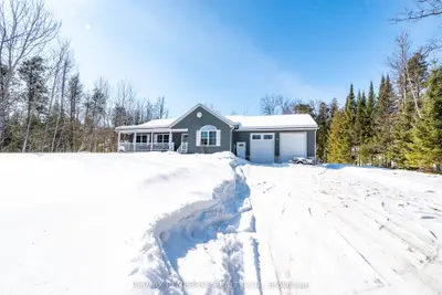 625 Forest Park Road, Laurentian Valley, On K8a 6w2