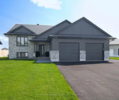 25 Jade Avenue, Petawawa, ON K8H 0E5