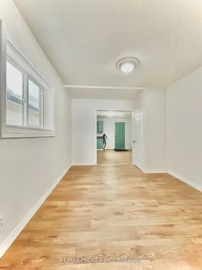365 Bessie Avenue, Greater Sudbury, On P3c 4h6