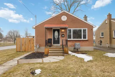 317 Manitoba Street, London East, ON N5W 4W2