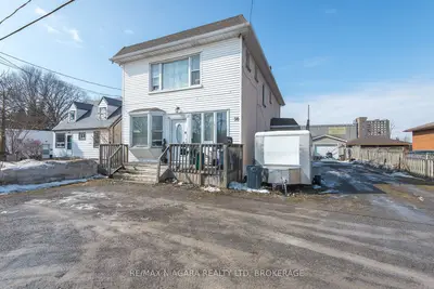 98 Chippawa Road, Port Colborne, ON L3K 1T5