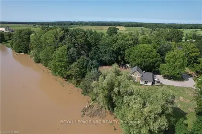 146 River Road, Pelham, On L3b 5n6