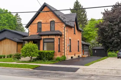 62 Bruce Street S, Blue Mountains, ON N0H 2P0